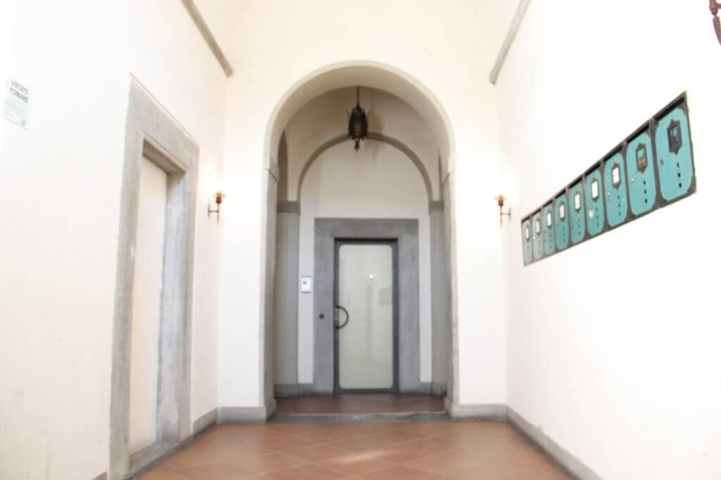 Art Apartment Santa Croce Suite Florenţa Exterior foto