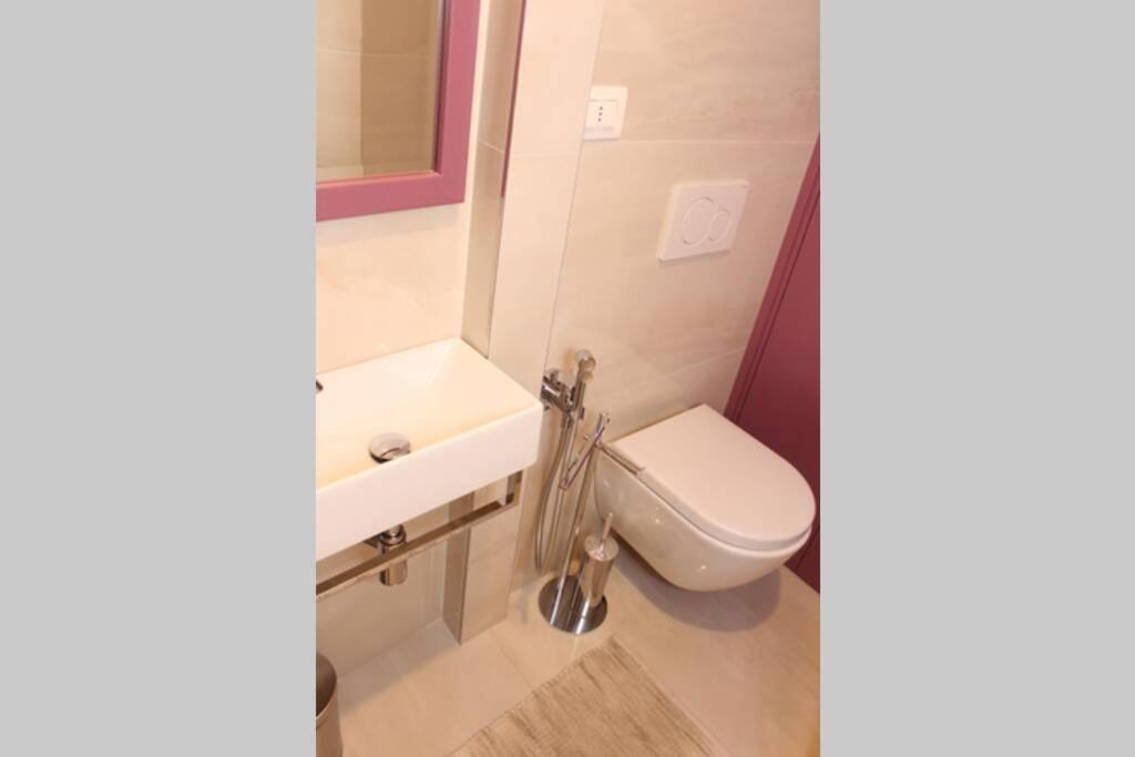 Art Apartment Santa Croce Suite Florenţa Exterior foto