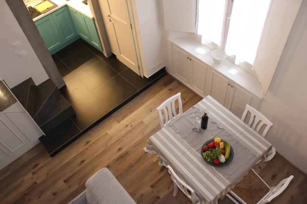 Art Apartment Santa Croce Suite Florenţa Exterior foto